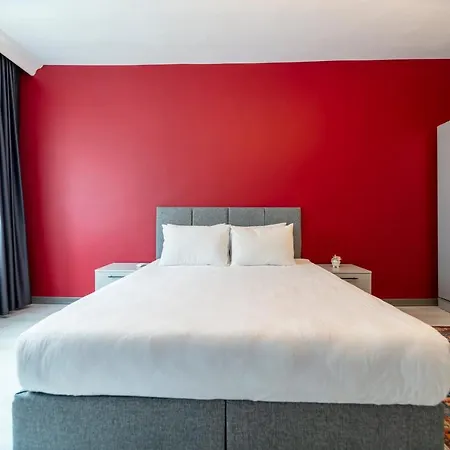 Aparthotel Hexa 3*