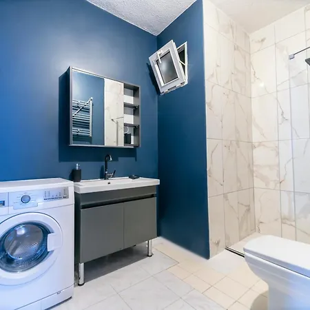 Aparthotel Hexa 3*